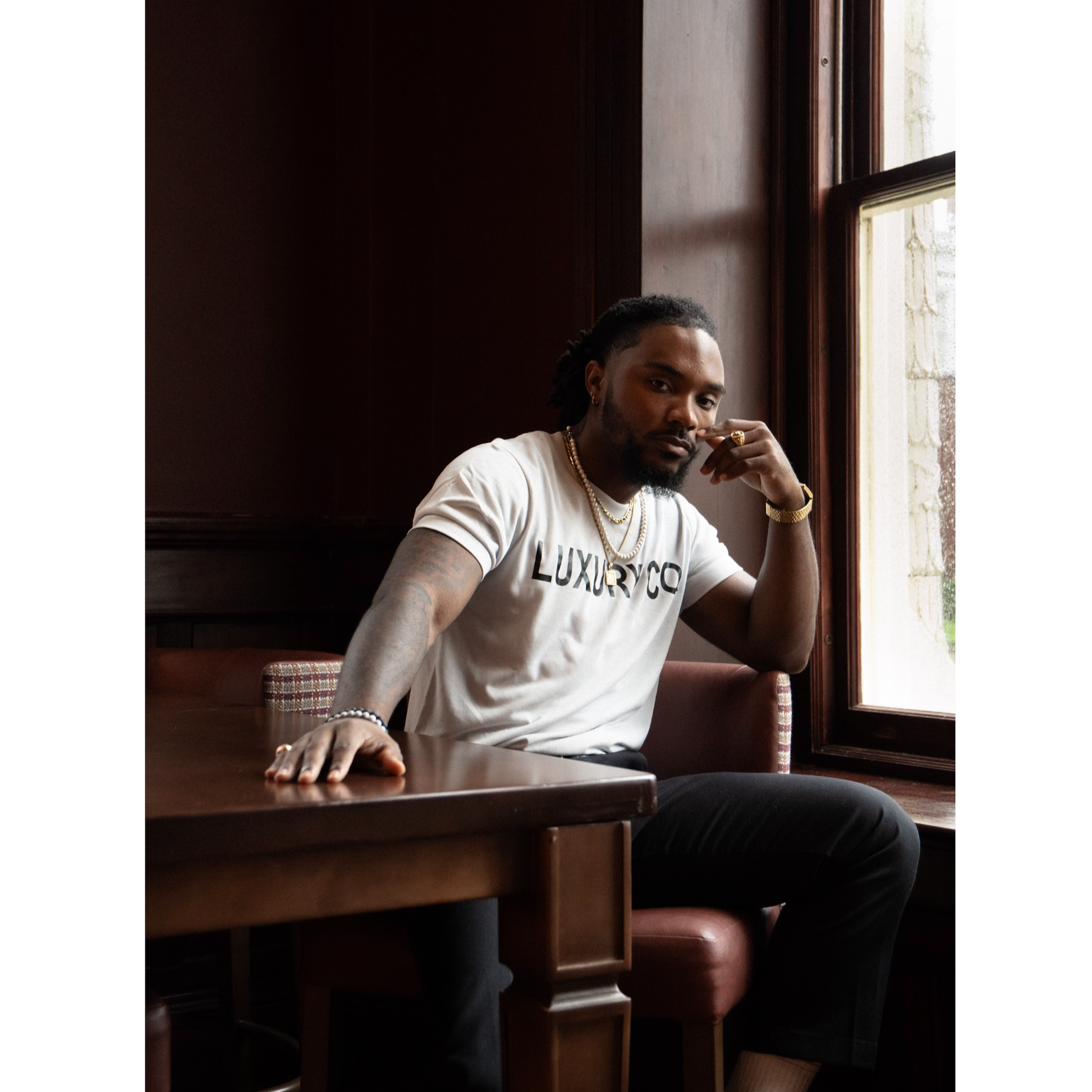 Grey Luxury Co Men’s T-Shirt LUXURY Co. Fashion Brand